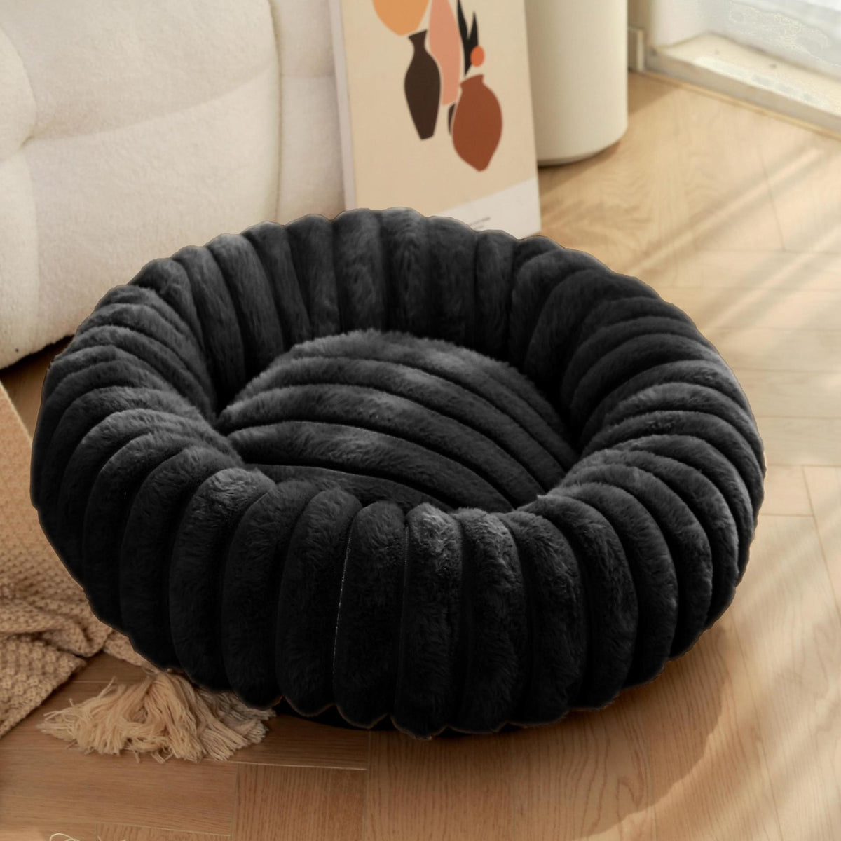 Ribbed Plush Round Pet Bed