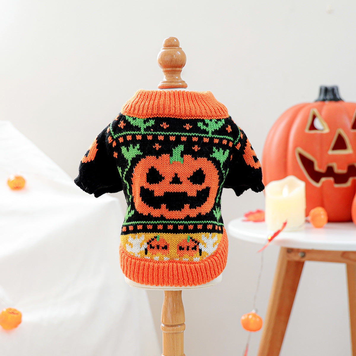 Seasonal knit pet sweater size chart from XS to XL